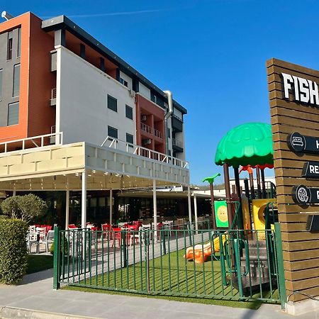 Hotel Fish Land Plazhi San Pietro Luaran gambar