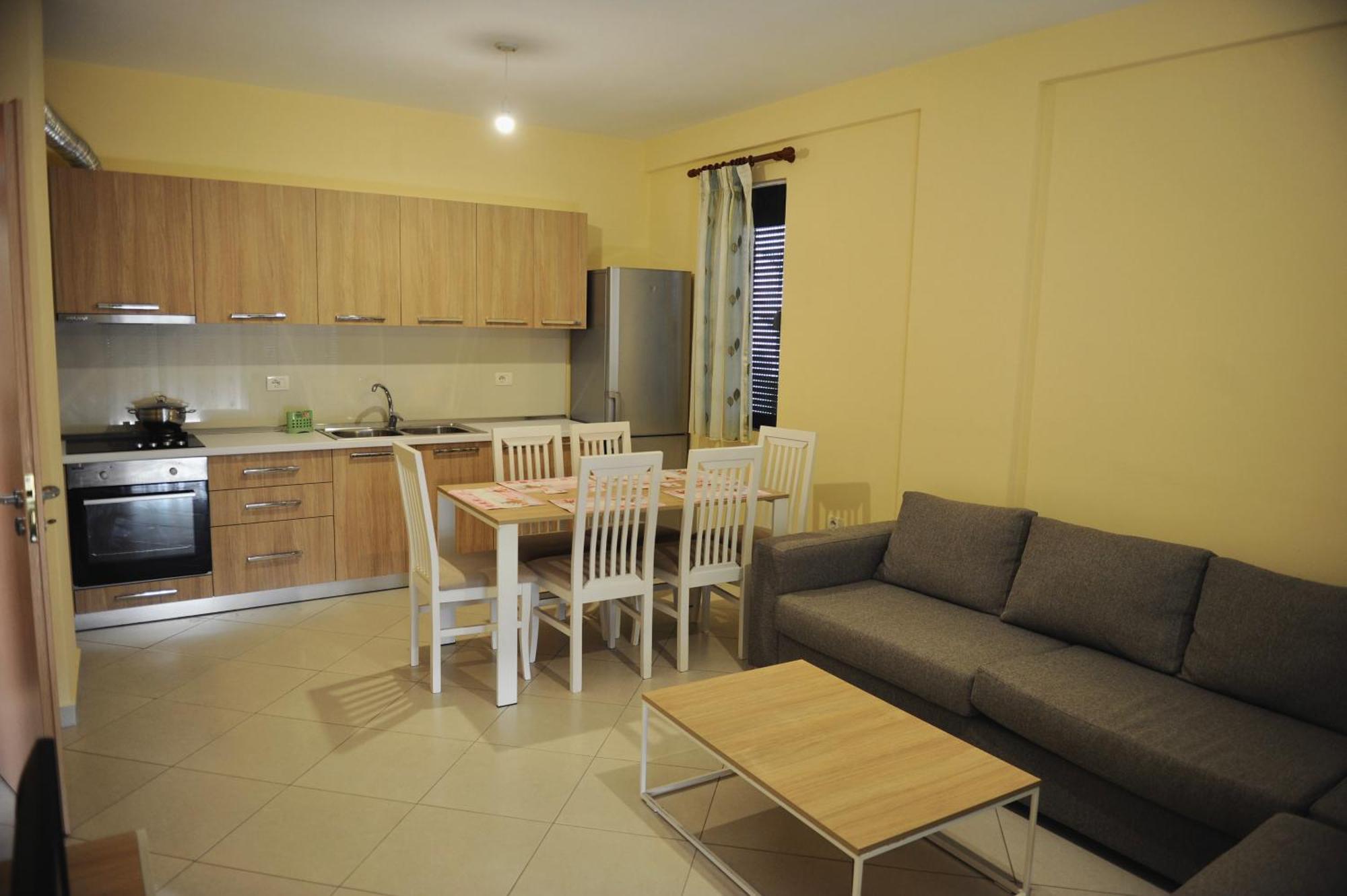 Hotel Fish Land Plazhi San Pietro Luaran gambar