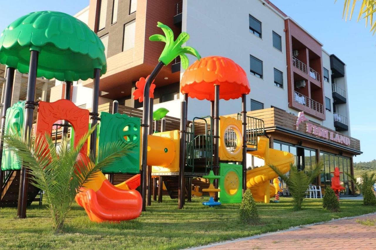 Hotel Fish Land Plazhi San Pietro Luaran gambar